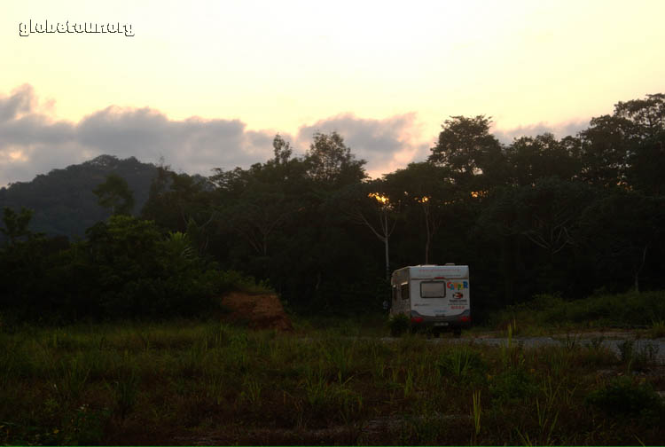 Gabon,  en la selva