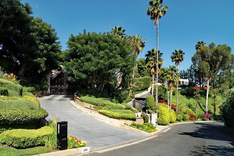 Los Angeles, carrer i jardins a Beverly Hills