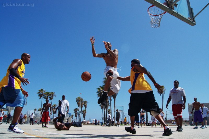 Los Angeles, basquet en Venice beach