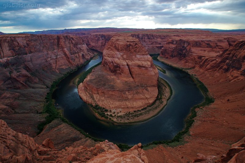 US, Arizona, Horseshoe bend overlook, Colorado River.