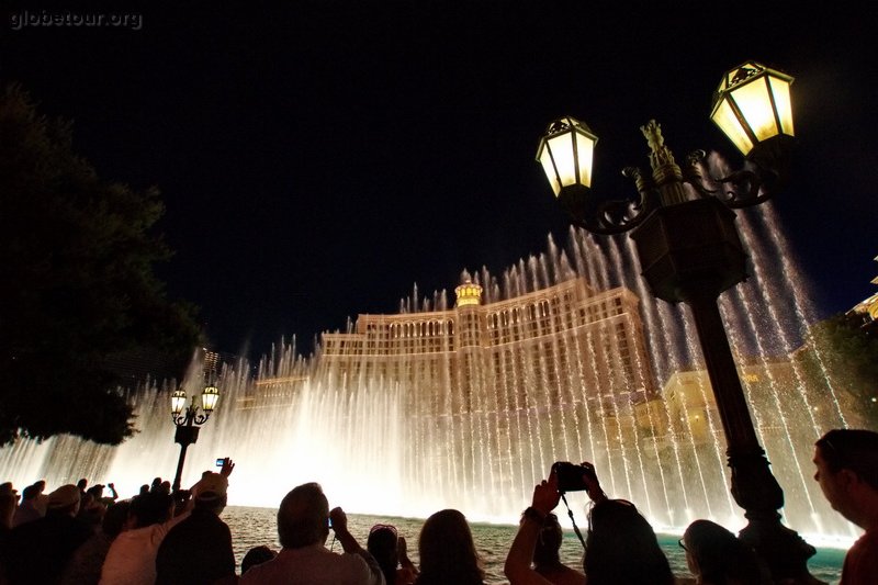 US, Las Vegas, fontains of Bellagio Casino Hotel