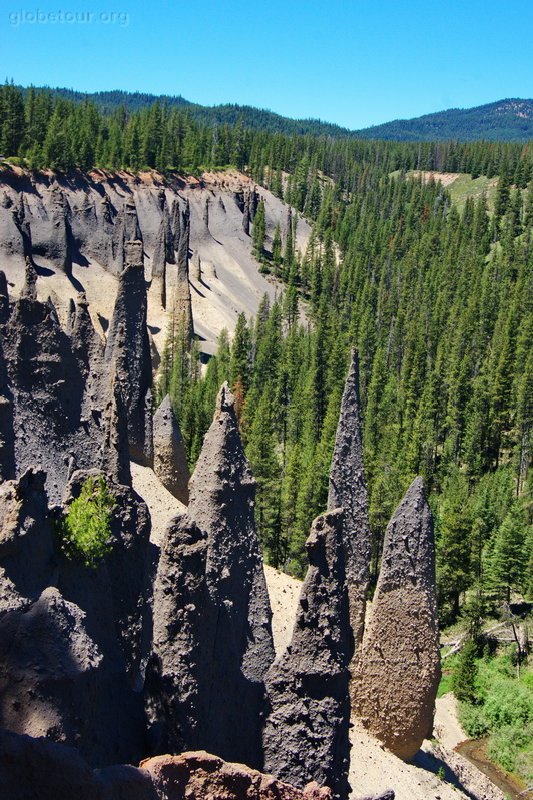 US, Oregon, Crater Lake National Park, the pinacles