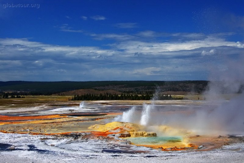 US, Yellowstone National Park, fountanin paint pot