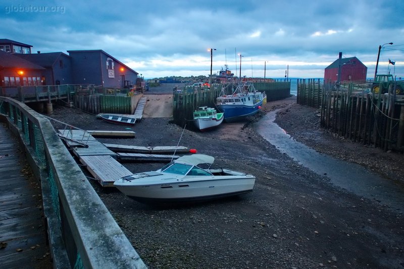 Canada, Halls Harbor hight tides, low