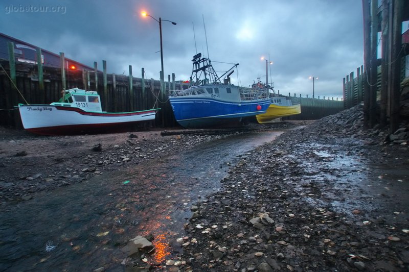 Canada, Halls Harbor hight tides, low