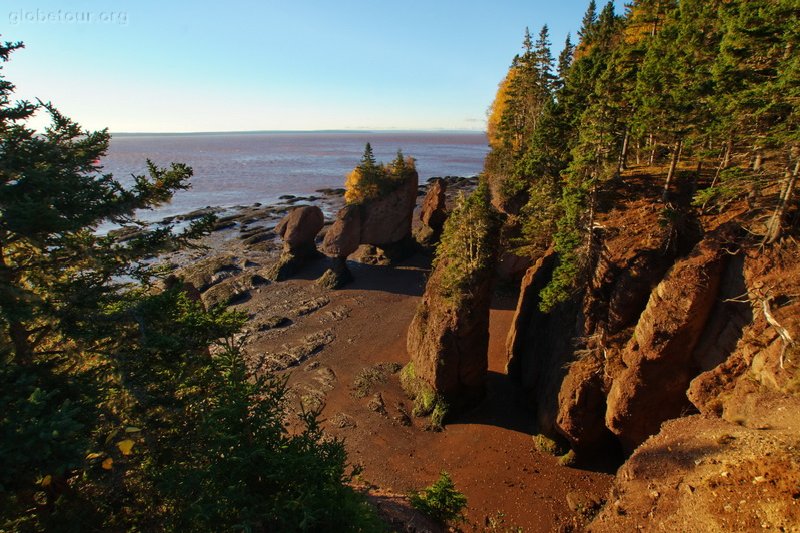 Canada, Hopewell hight tides, low