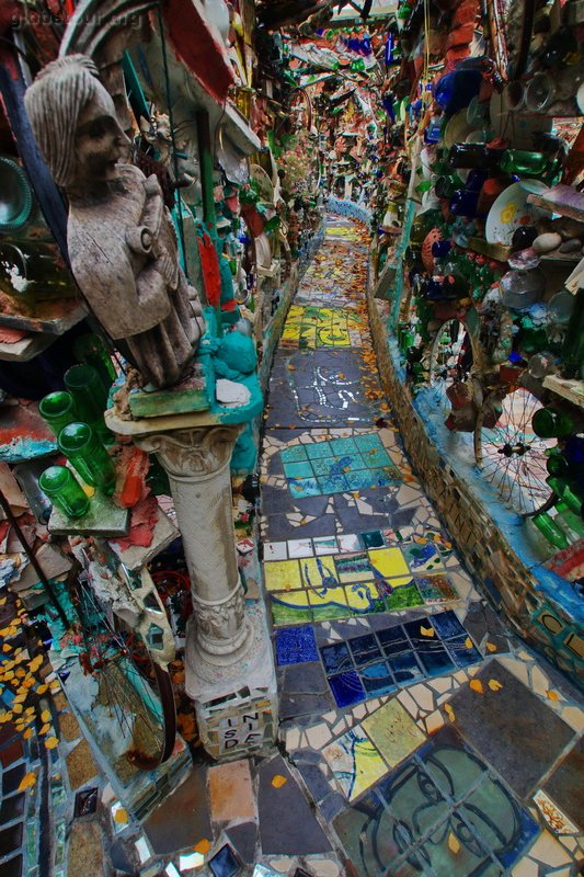 US, Philadelphia, Magic Gardens of Isaiah Zagar