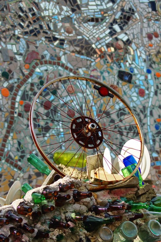 US, Philadelphia, Magic Gardens of Isaiah Zagar