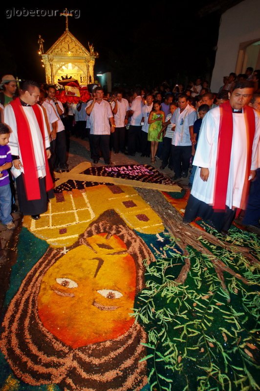  Nicaragua, Leon, procesion de pascua