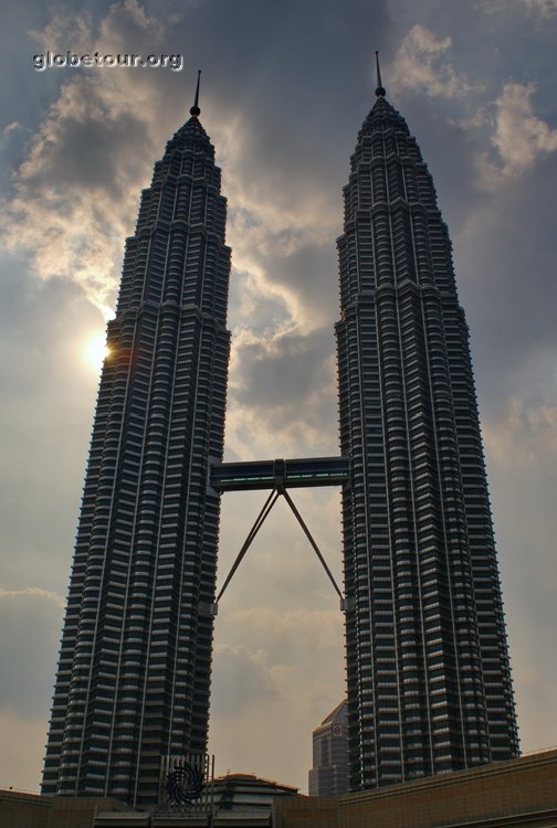 Malaysia, Kuala Lumpur, Petronas towers