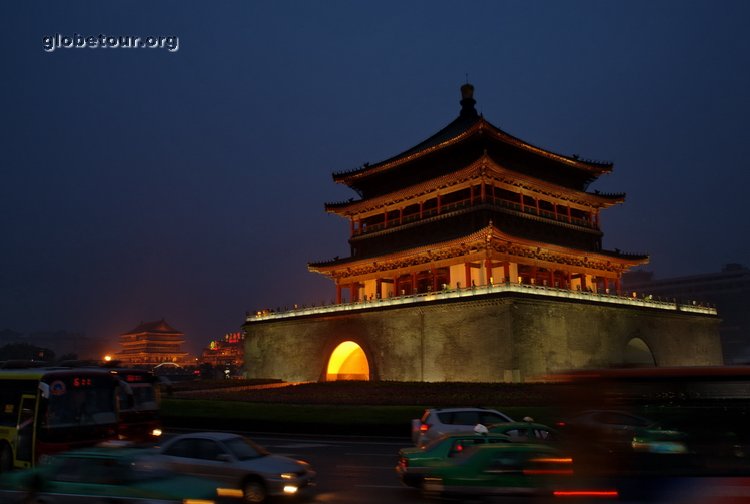 China, Xian, tower bell