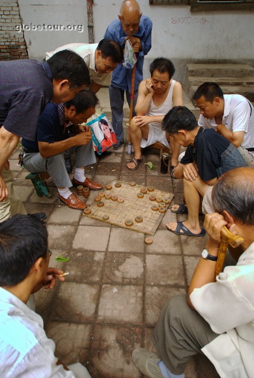 China, Xian, playing chinesse chesse in group