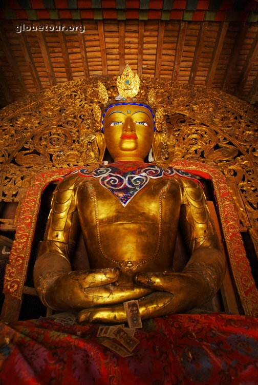 Tibet, Gyantse, Pelkor Chode monastery, buddha inside Kumbum