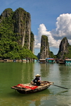 Vietnam,+Halong+Bay