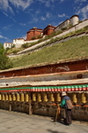 Tibet,+Lhasa,+arround+potala+palace