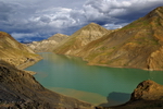 Tibet,+artifitial+lake+close+to+Gyantse