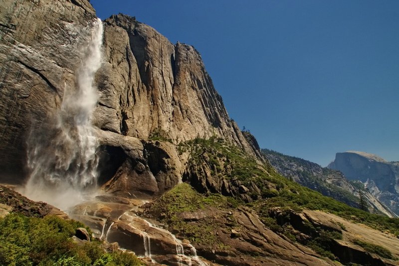US, Yosemite National Park, Yosemite waterfall