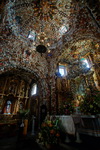 Mexico,+fascinante+interior+de+la+iglesia+de+Tonantzintla