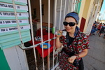 Cuba,+Trinidad,+en+una+de+los+típicas+cafeterias