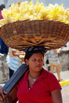 +Nicaragua,+Leon,+mujer+vendiendo+banano+frito.